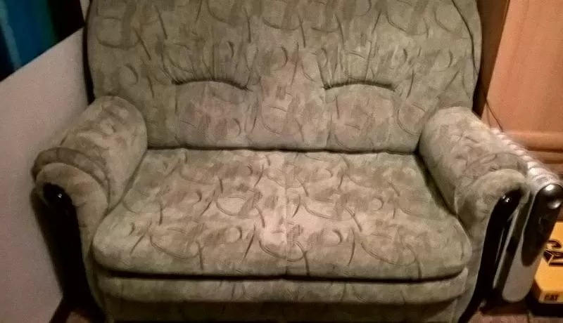 продам диван (диван-кровать)