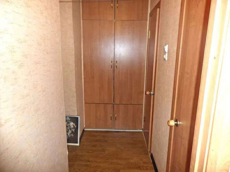  Продам 2 р-н КШТ Сатпаева 22,  кирп.дом,  улучш 9