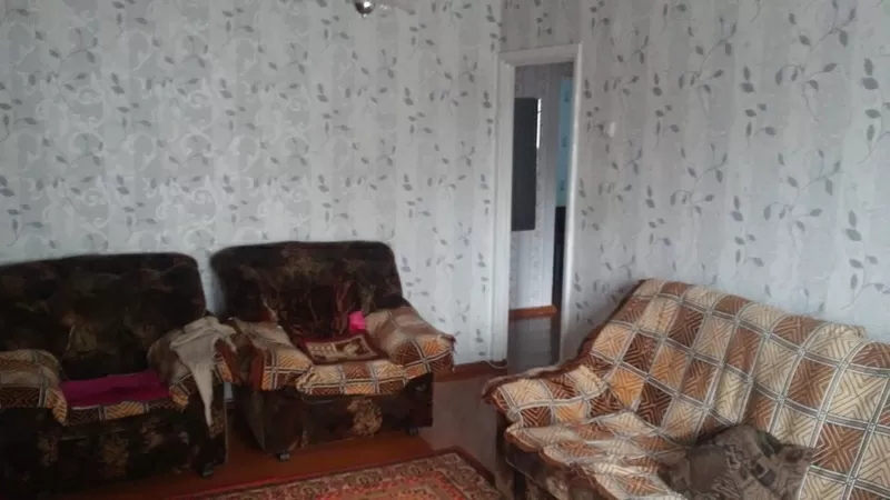 Продам 3-х комнатную квартиру 3/5 в Усть-каменогорске.