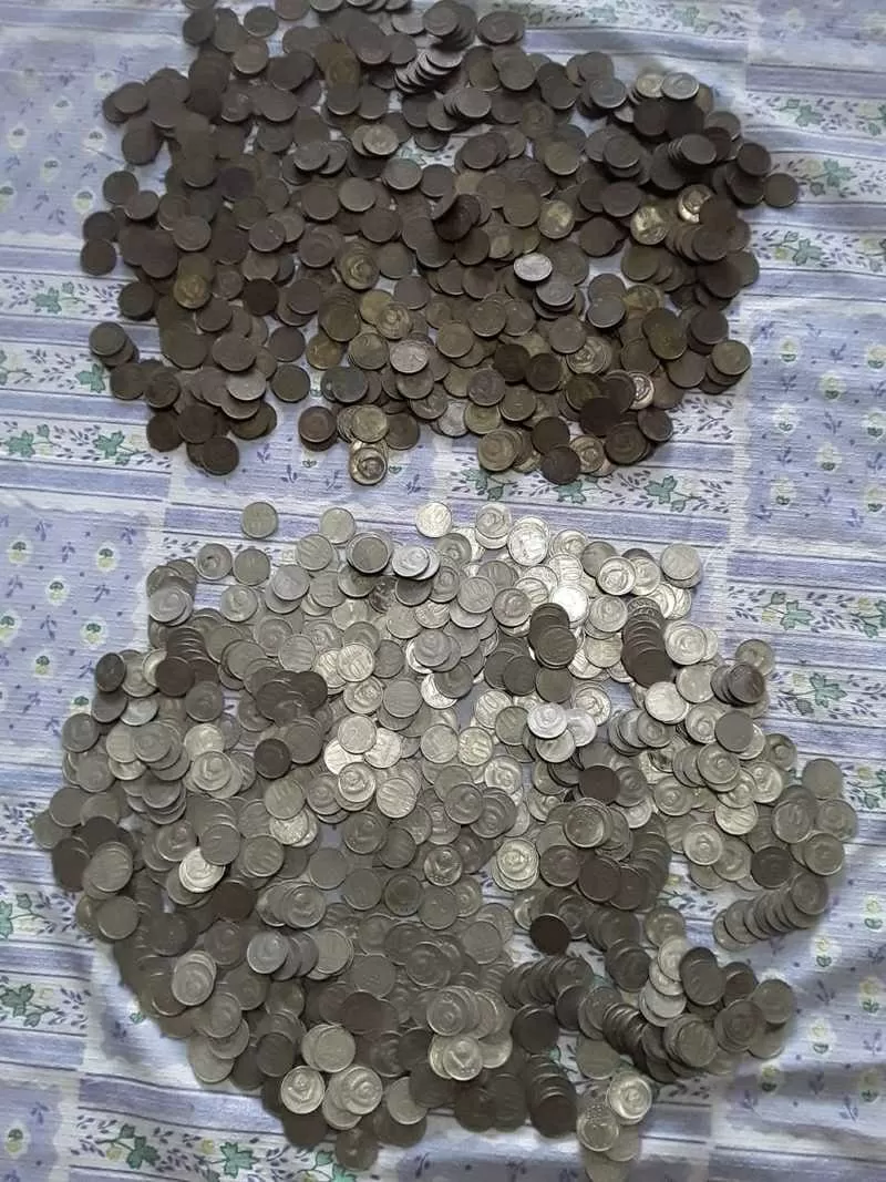 продам монеты советского периода 1700 шт. Разных достоинств